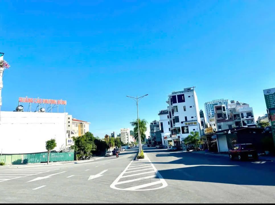 Nhà mặt phố Lê Thanh Nghị Hạ Long 168m² giá 12 triệu - View biển cực đẹp!