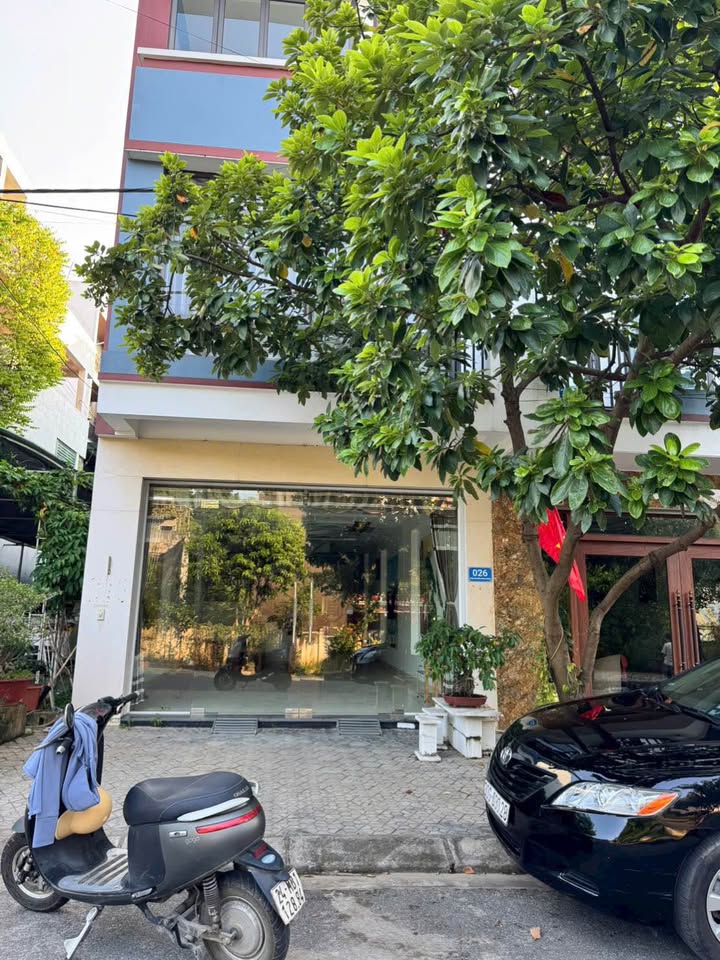 Nhà 3,5 tầng Khu đô thị Thái Lào, Lào Cai 90m² giá 4 tỷ - Sẵn sàng công chứng!