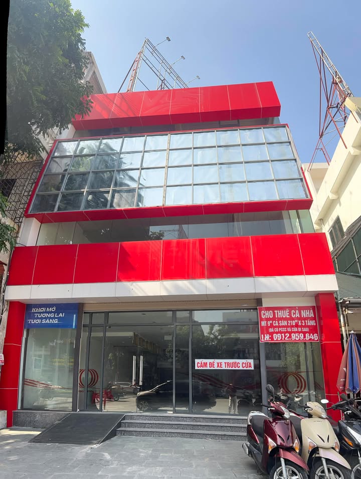 Cho thuê tòa nhà mặt phố Trần Phú, Thanh Hóa - Diện tích 630m², vị trí đắc địa cho thương hiệu mạnh!