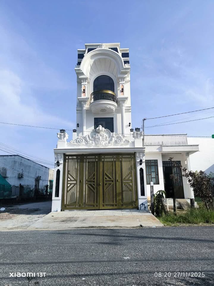 Nhà mặt tiền đường Nguyễn Quang Đại, Tân An 81m² giá 3.75 tỷ - Thiết kế hiện đại, sẵn sàng vào ở!