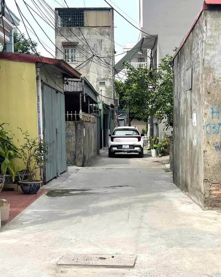 Nhà 4 tầng Khúc Thừa Dụ 2, Vĩnh Niệm, 43m² giá 3.68 tỷ - Không gian sống lý tưởng!