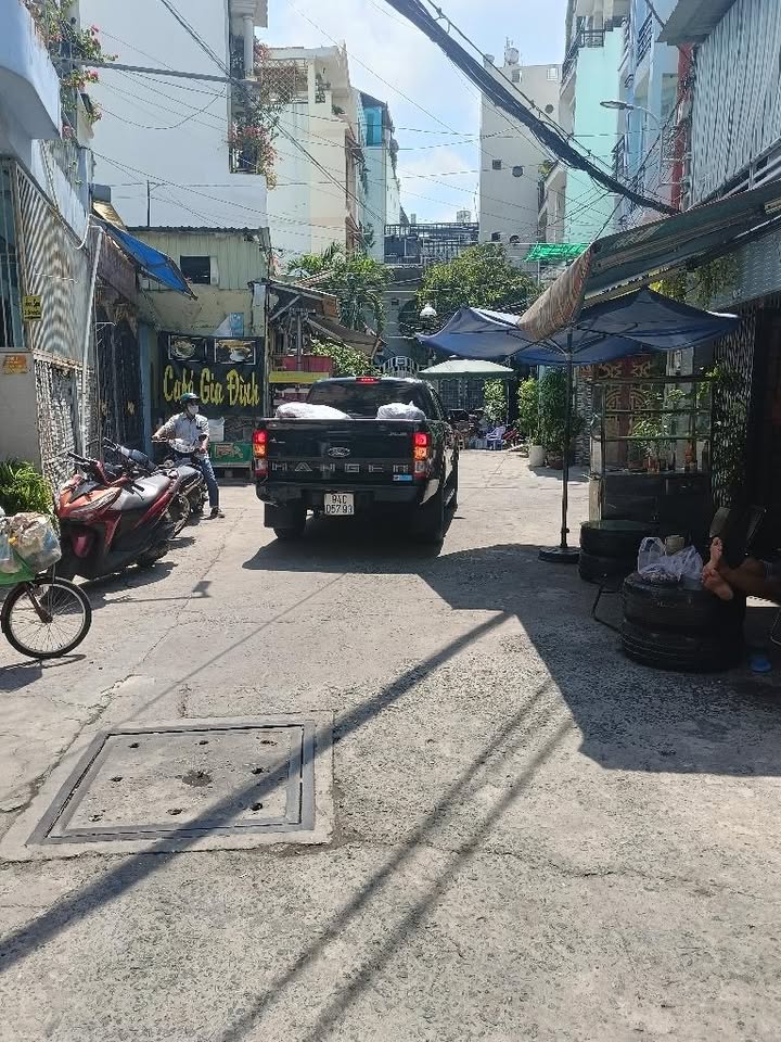 Nhà đẹp Sư Vạn Hạnh 44m² giá 8.9 tỷ - Chính chủ bán gấp!