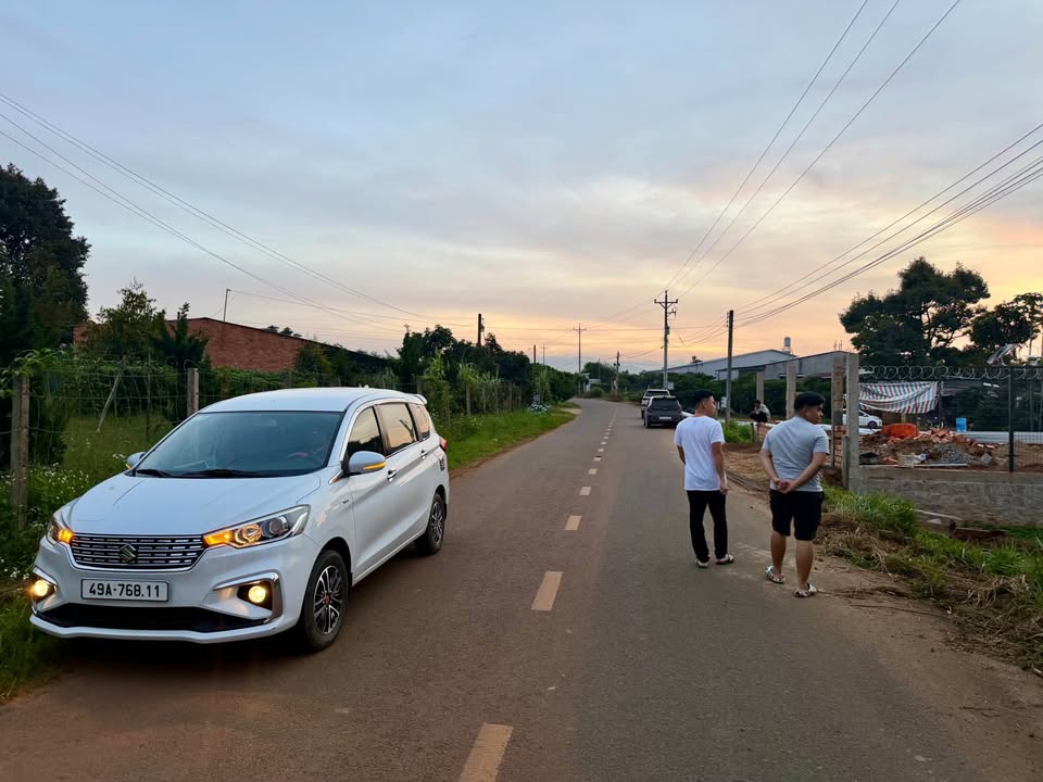 Đất nền mặt tiền đường Âu Cơ, xã Tân Lạc 800m² giá 2.2 tỷ - Đất vuông vức, vị trí đẹp!