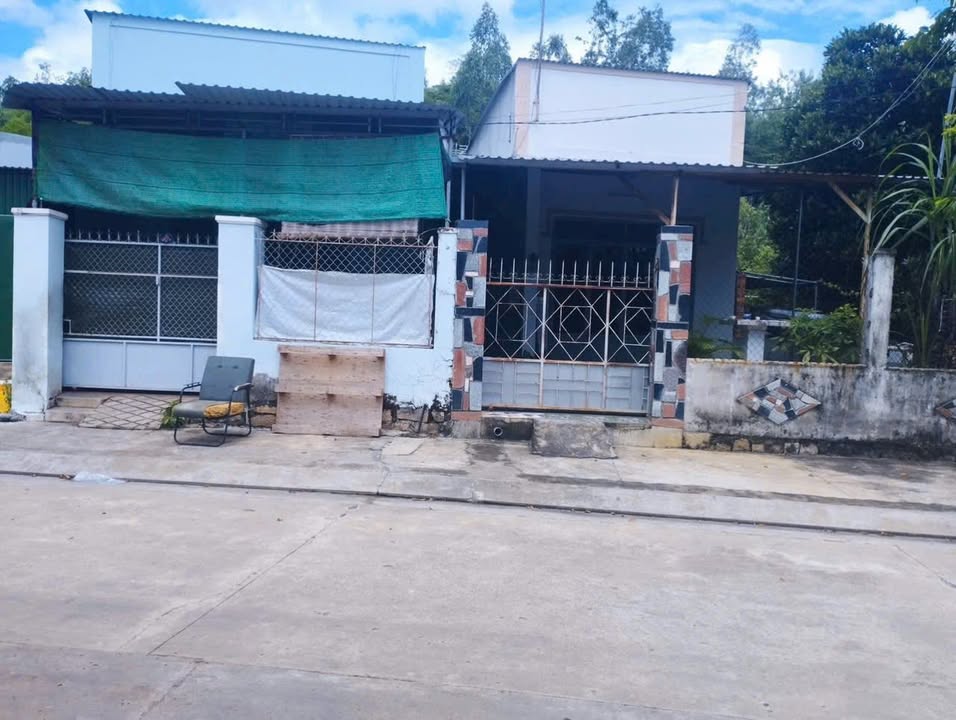 Đất tặng nhà Phước Đồng Nha Trang 186m² giá 2.55 tỷ - Duy nhất không có căn thứ 2!