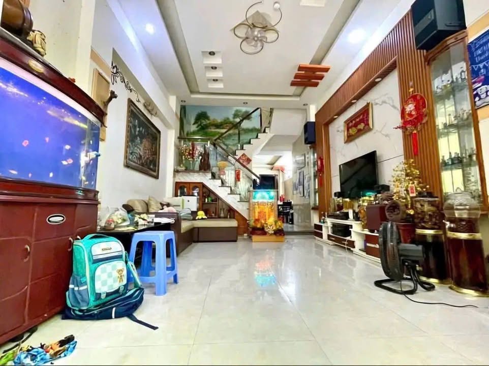 Nhà 2 tầng K226 Trưng Nữ Vương, Hải Châu, Đà Nẵng 79m² giá 5.25 tỷ - Vị trí lý tưởng gần phố đi bộ!