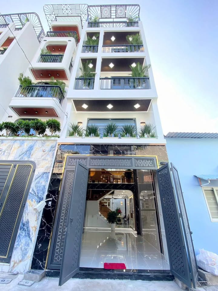 Nhà phố An Phú Đông, Q12 giá 6.9 tỷ - Full nội thất cao cấp, vào ở ngay!