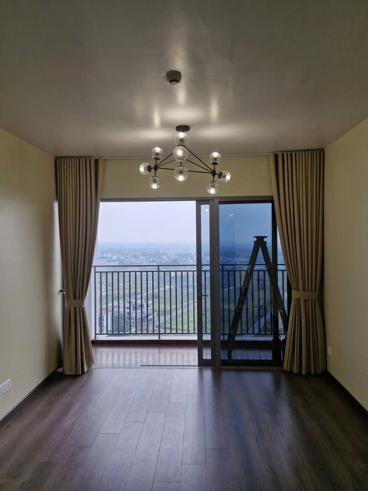 Căn hộ Celesta Rise Nhà Bè 105m² giá 18 triệu - View hồ thoáng mát