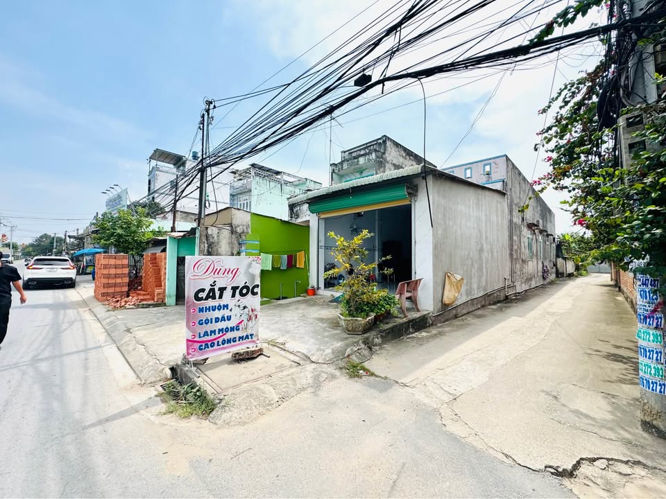 Đất thổ cư 270m² xã Đức Hòa Đông - Sổ đỏ chính chủ, thỏa thuận giá hấp dẫn!