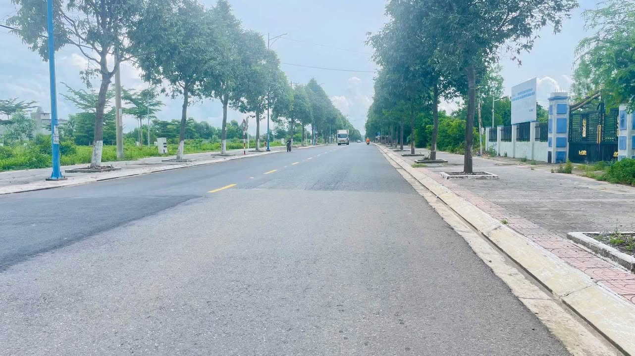 Đất Mặt Tiền Kinh Doanh Tỉnh Lộ 52 Long Tân 300m² - Giá 3.15 tỷ Thương Lượng!