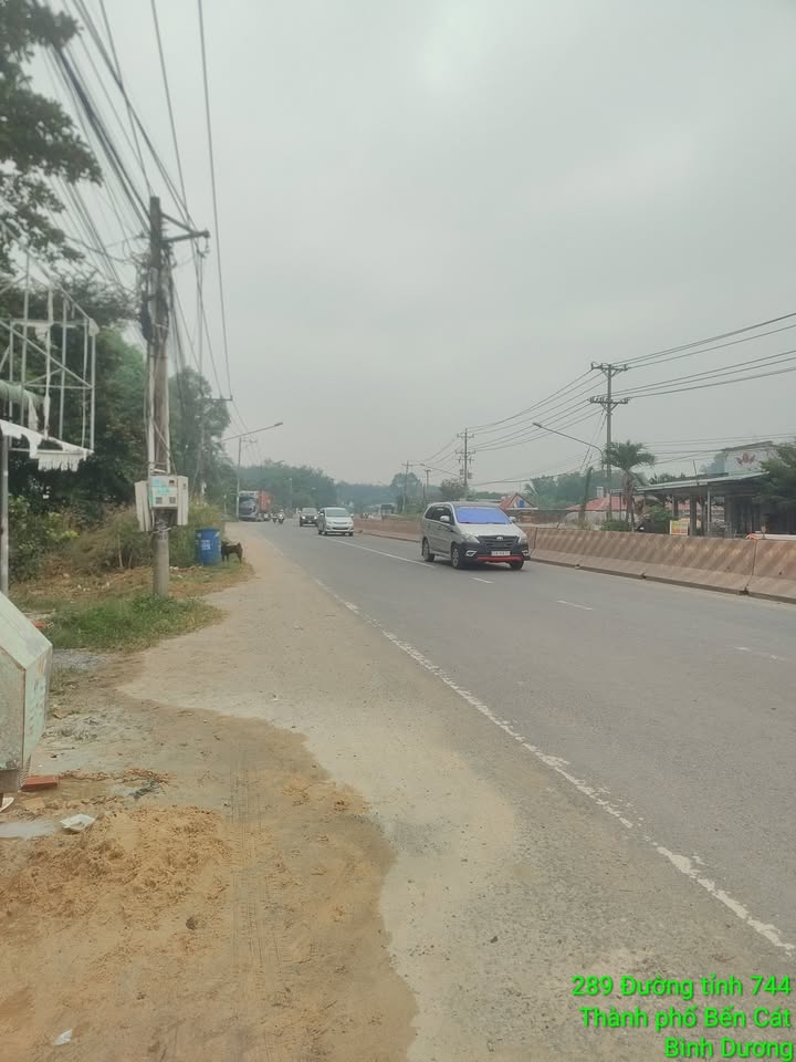 Nhà mặt tiền kinh doanh ĐT744 An Tây 210m² giá 3.6 tỷ - Cơ hội đầu tư sinh lời!