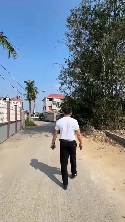 Đất nền thôn Núi, xã Việt Tiến, 124.9m² giá chỉ 9xx triệu - Cơ hội đầu tư hấp dẫn!