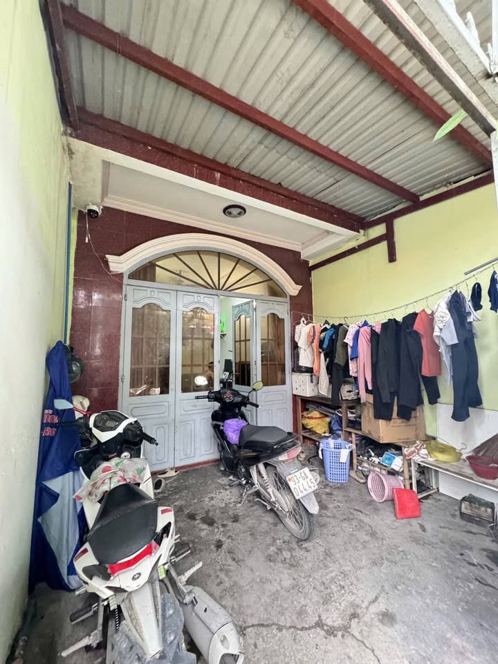 Nhà 2 tầng 62.8m² giá 4 tỷ tại Bình Chiểu - Ô tô vào tận nơi!