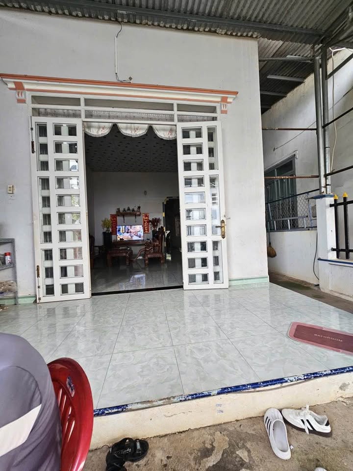 Nhà riêng Đồng Xoài 300m² giá 1.35 tỷ - Gần khu công nghiệp