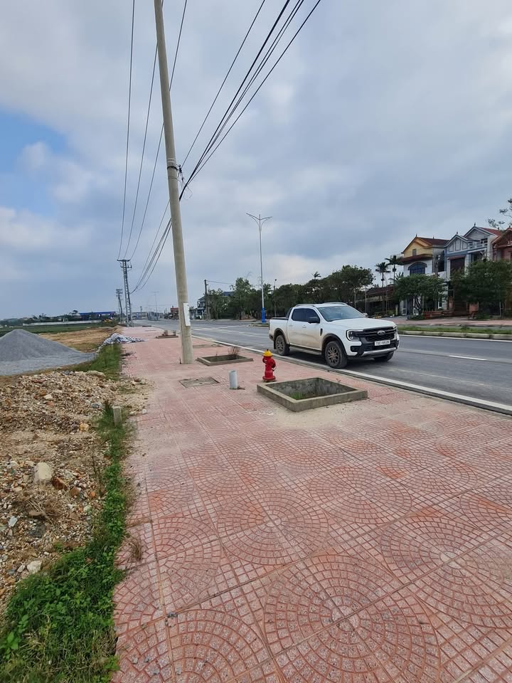 Đất nền đẹp mặt tiền đường Lâm Úy, Ba Đồn 315m² giá 2.9 tỷ - Đầu tư sinh lời ngay!