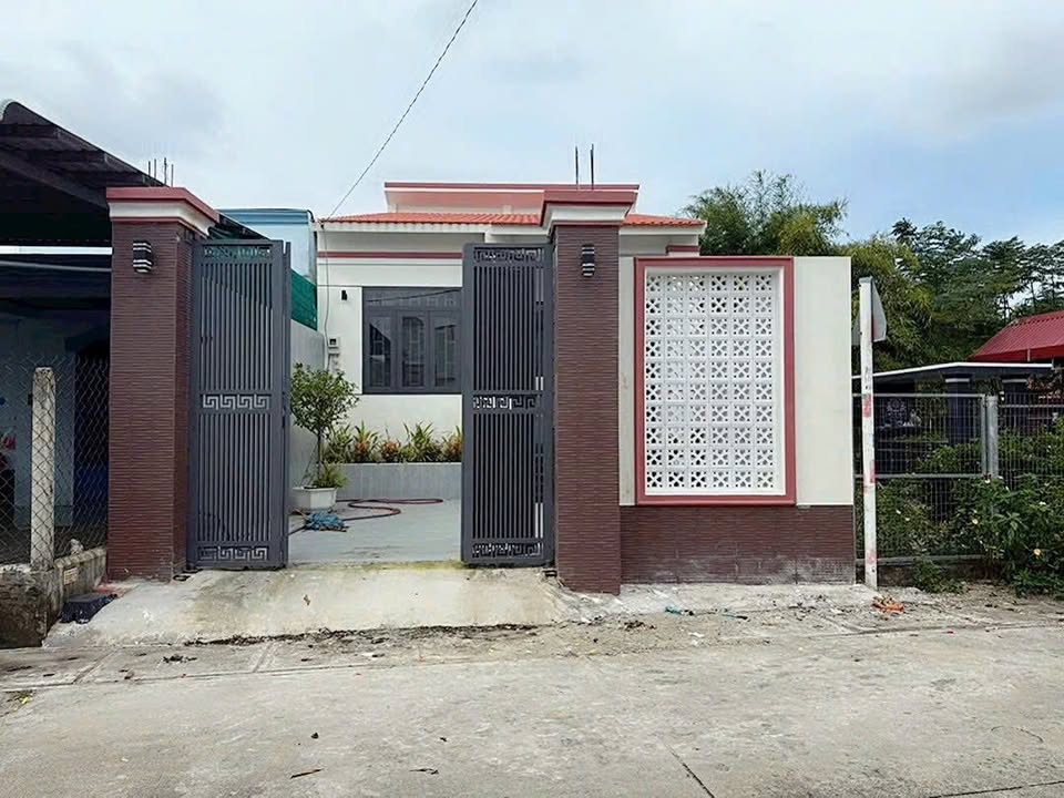 Nhà đẹp Tân Phú Trung, Củ Chi 120m² giá 3.3 tỷ - Sẵn sàng vào ở!
