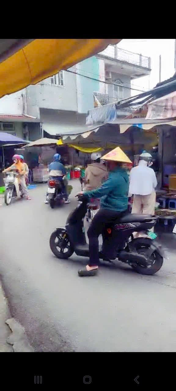 Ki-ốt và phòng trọ tại Chợ Việt Kiều, Củ Chi 174m² giá 6.2 tỷ - Kinh doanh sầm uất ngay trung tâm!