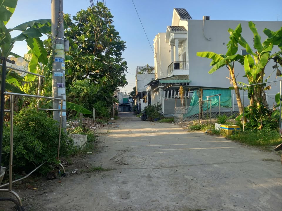 Nhà hẻm 112 Hoàng Quốc Việt 69m² giá 2.2 tỷ - Đầu tư sinh lời ngay!