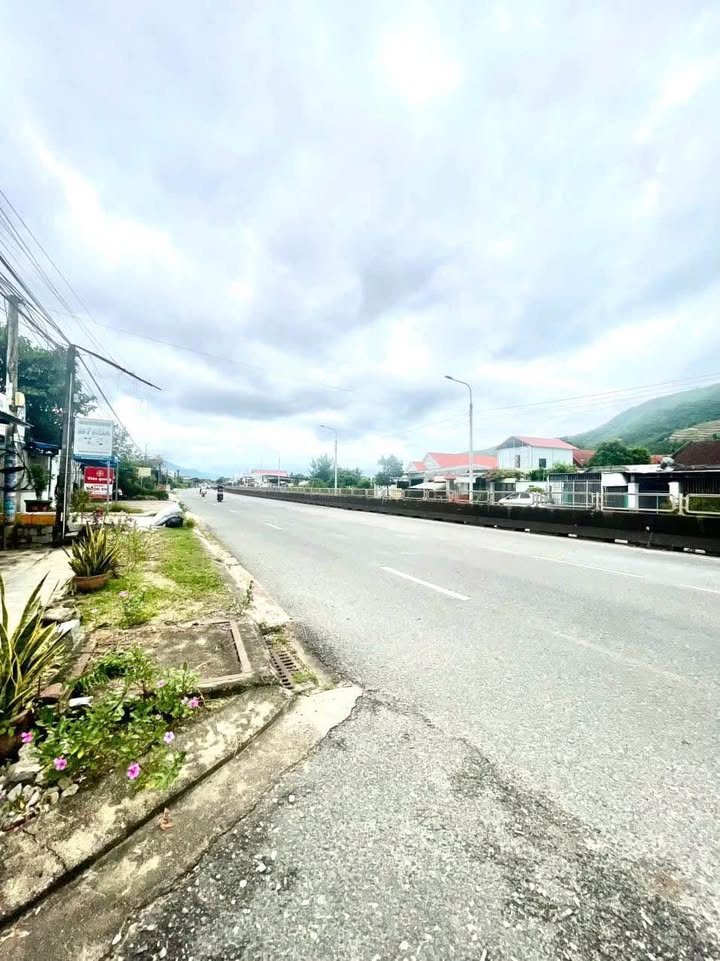 Đất thổ cư Suối Hiệp 94.6m² giá 879 triệu - Đường ô tô vào tận nơi!