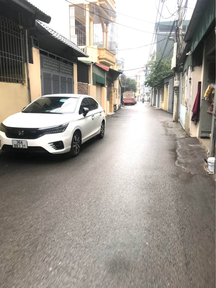 Nhà C4 gác xép tại Quảng Thắng 60m² giá 1 tỷ - Giao thông thuận lợi!