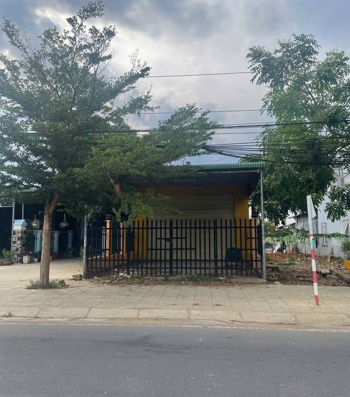 Nhà mặt tiền Thống Nhất, Phú Hội, 198m² giá 4 tỷ - Cơ hội đầu tư vàng!