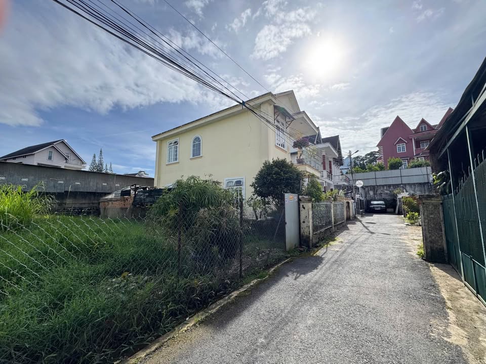 Đất Biệt Lập 260m² Khu Trần Quý Cáp, Đà Lạt - Đầu Tư Lý Tưởng!