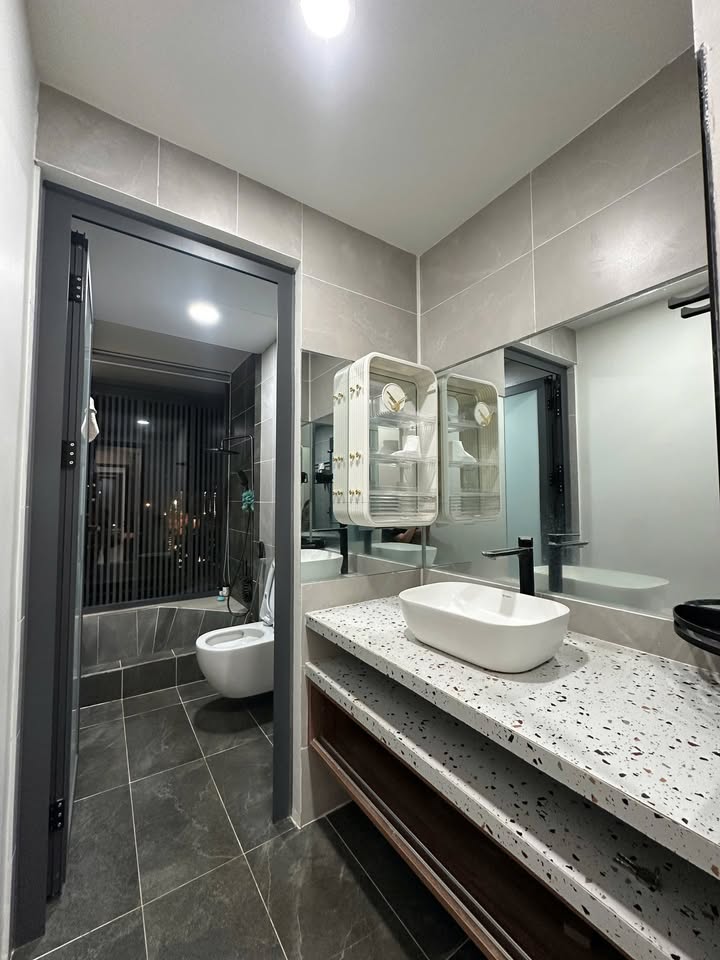 Cho thuê nhà mặt tiền Phan Đăng Lưu 100m² giá 22 triệu - Thiết kế hiện đại, phù hợp làm văn phòng