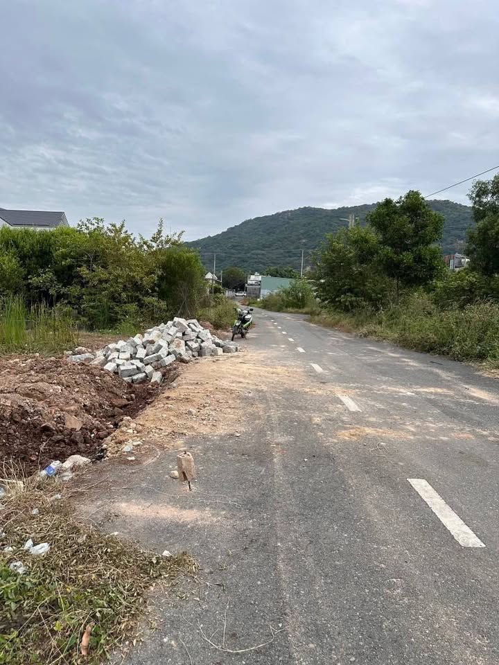 Nhà cấp 4 hiện đại tại An Ngãi, Long Điền 100m² giá 2.3 tỷ - Sẵn sàng vào ở!