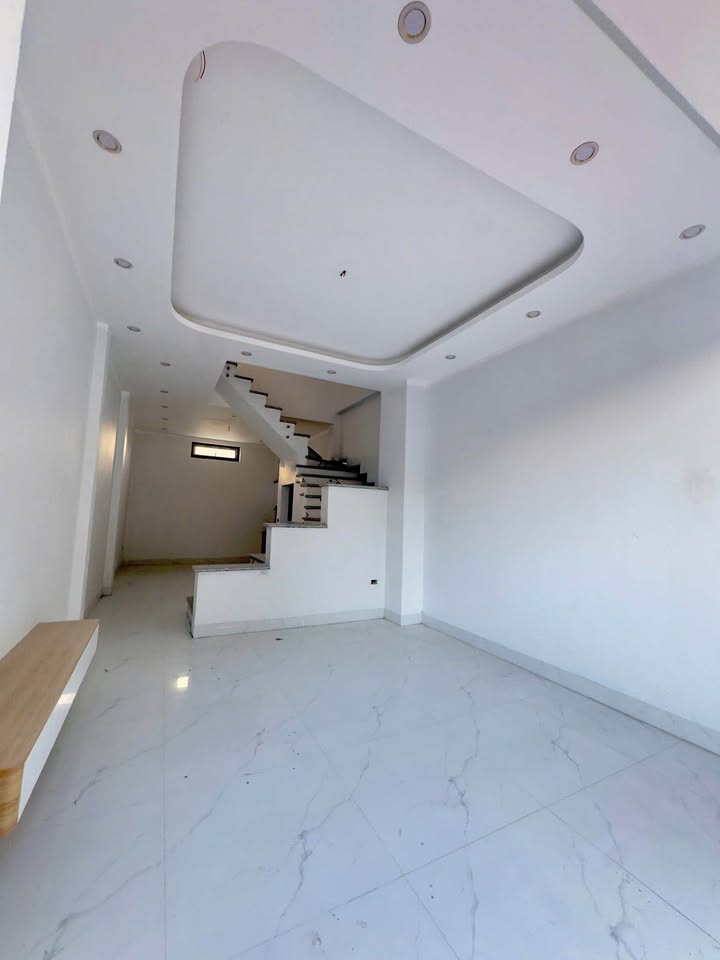 Nhà 3 tầng Hạc Thành, 50m² giá 2.2 tỷ - Cơ hội đầu tư hiếm có!