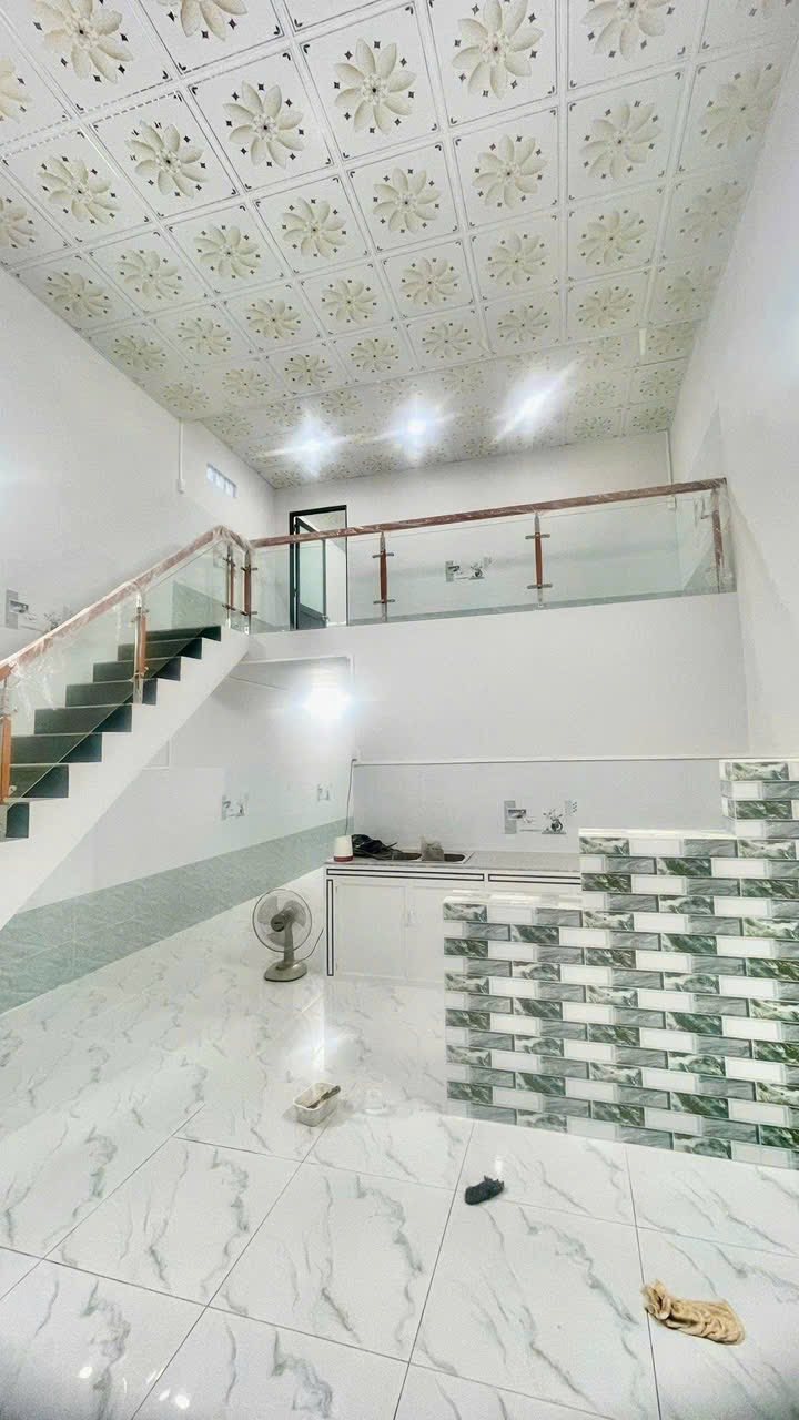 Nhà gác đúc mới 75m² tại Phước Thiền, Nhơn Trạch chỉ 900 triệu - Bán gấp!