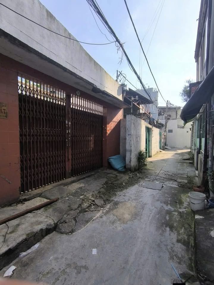 Đất bán 312 Khuông Việt, Tân Phú 53m² giá 4.6 tỷ - Gần Đầm Sen chỉ 100m!