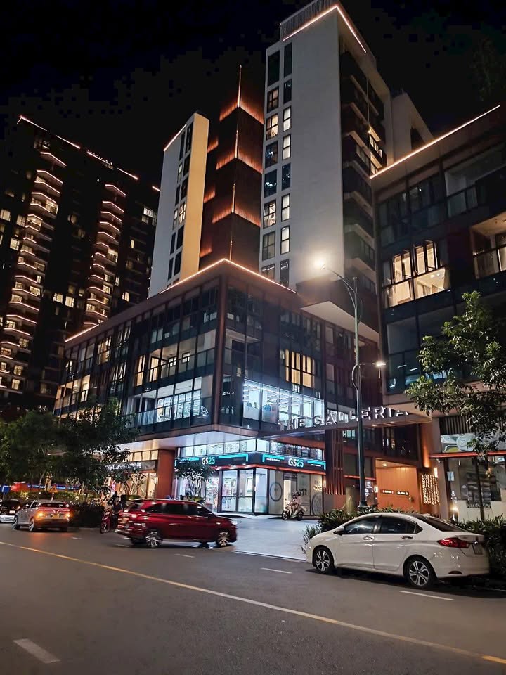 Đất Mặt Tiền Thành Thái Quận 10, Diện Tích 341m², Giá 102.3 Tỷ - Cơ Hội Đầu Tư Hiếm Có!