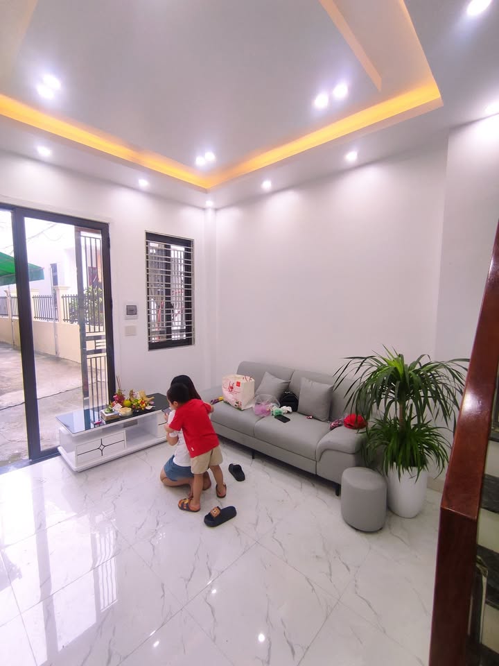 Nhà 3 tầng mới tại Tiền Phong 31m² giá 1.75 tỷ - Ô tô đỗ cửa thoải mái!