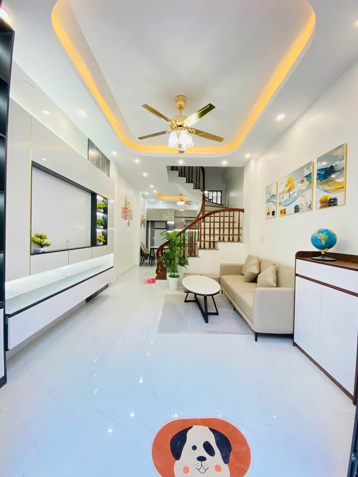 Nhà đẹp phường Kỳ Bá, Thái Bình 40m² giá 2.15 tỷ - Tặng Full nội thất xịn