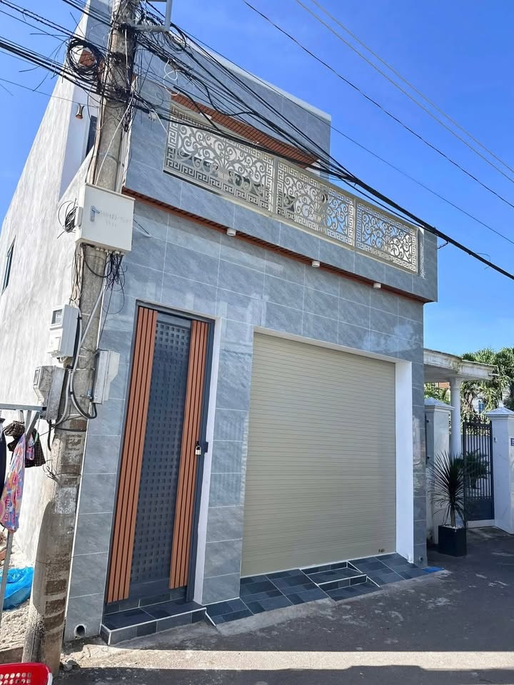 Nhà 1 trệt 1 lầu tại đường Võ Thị Sáu, Thị trấn Long Điền, 65m² - Đầy đủ công năng, vào ở ngay!