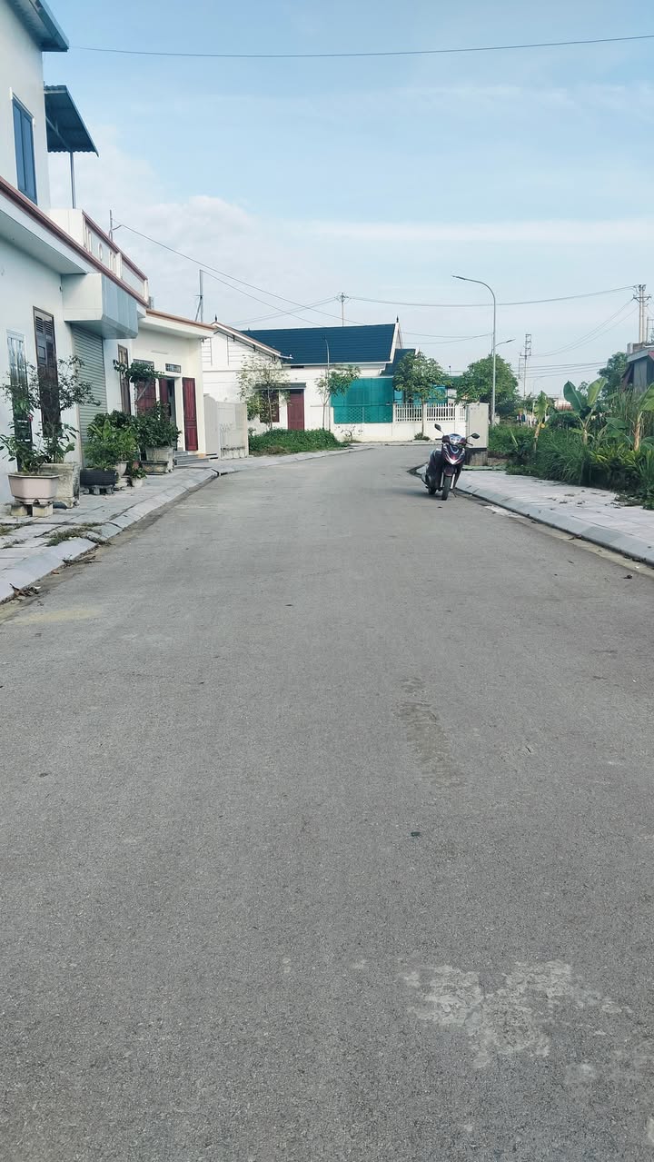 Đất thổ cư Hoằng Thái 144.9m² giá chỉ 14xx triệu - Tiện ích đầy đủ!