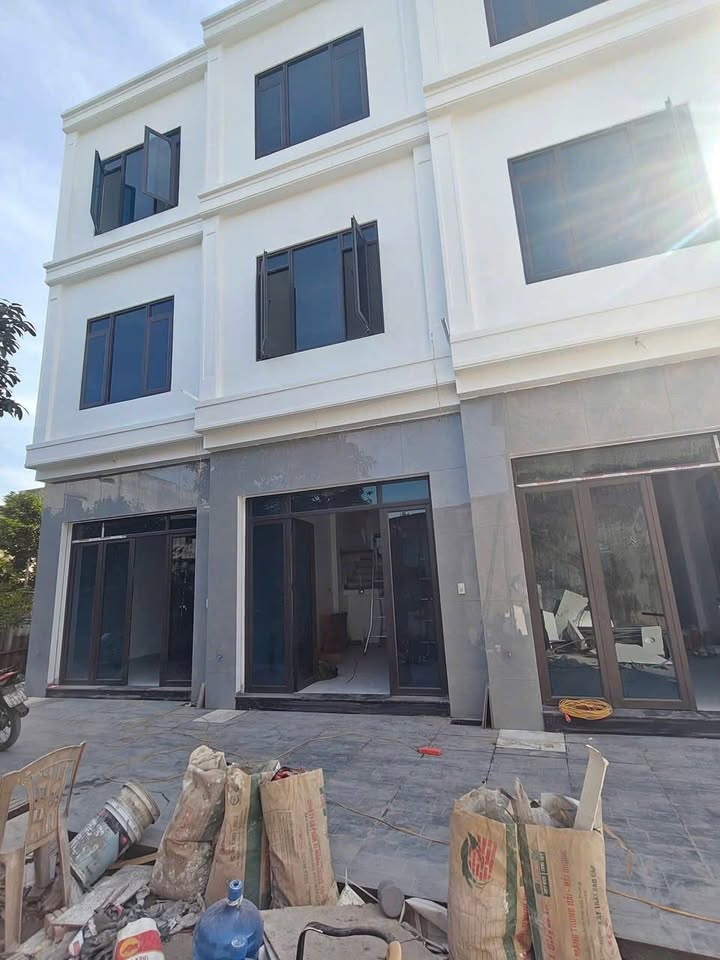 Căn hộ 3 tầng tại khu 9 Kênh Tre, Hải Dương 45m² giá 2.3 tỷ - Nội thất hoàn thiện đẹp mắt!