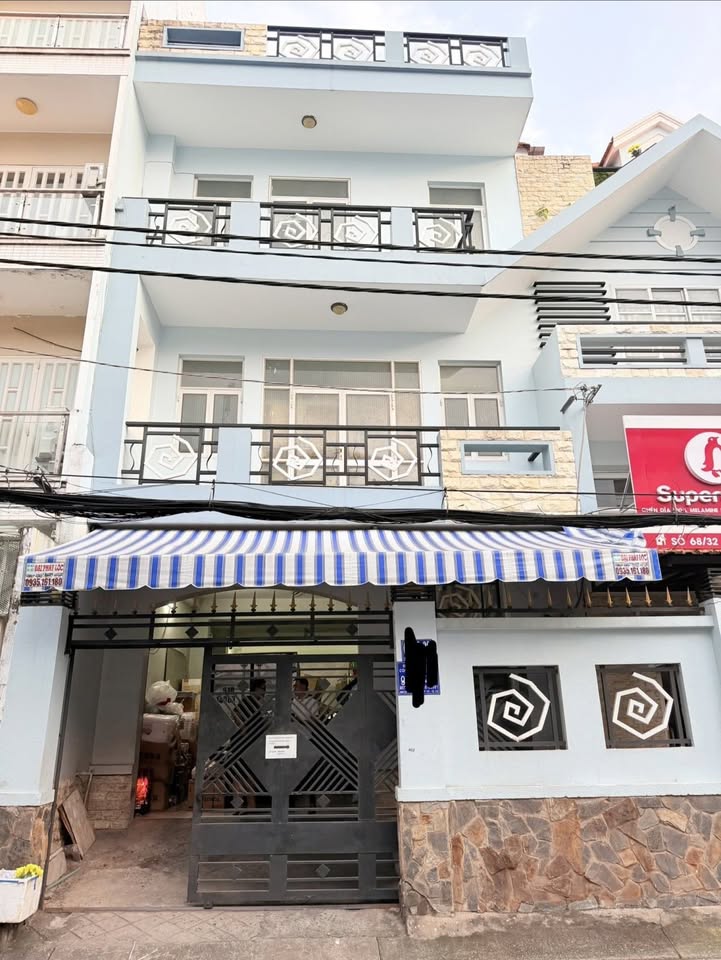 Nhà phố quận 10, hẻm nhựa Đồng Nai 93m² giá 24.5 tỷ - Khu VIP, ô tô vào tận nhà!