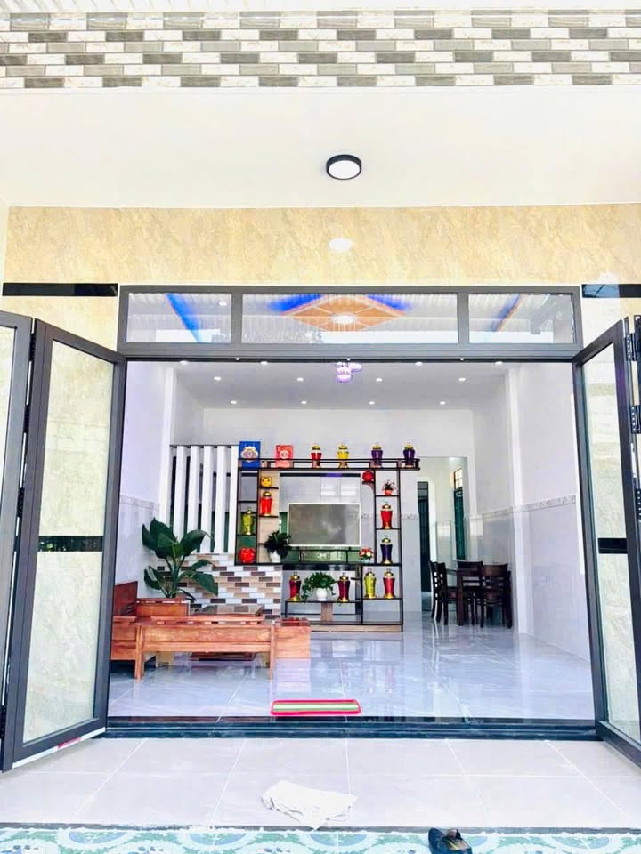 Nhà góc 2 mặt tiền Phong Nam, Hòa Xuân 92m² giá 2.99 tỷ - Full nội thất, sẵn sàng vào ở!