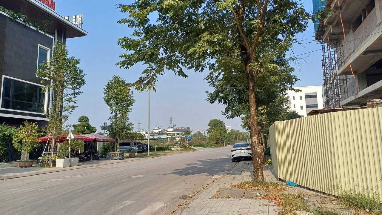 Biệt thự Lê Thánh Tông Bắc Giang 500m² giá 35 tỷ - Vị trí đắc địa, cơ hội đầu tư tuyệt vời!