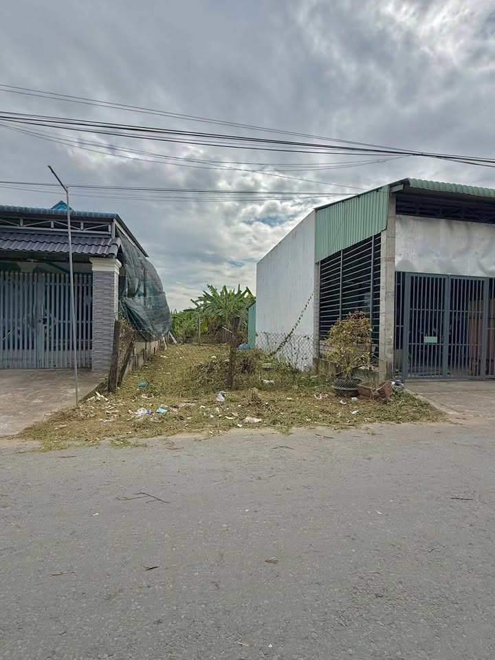 Đất nền mặt tiền đường Nhựa 90A - Mỹ Phong 219m² giá 1.68 tỷ - Đầu tư sinh lời ngay!