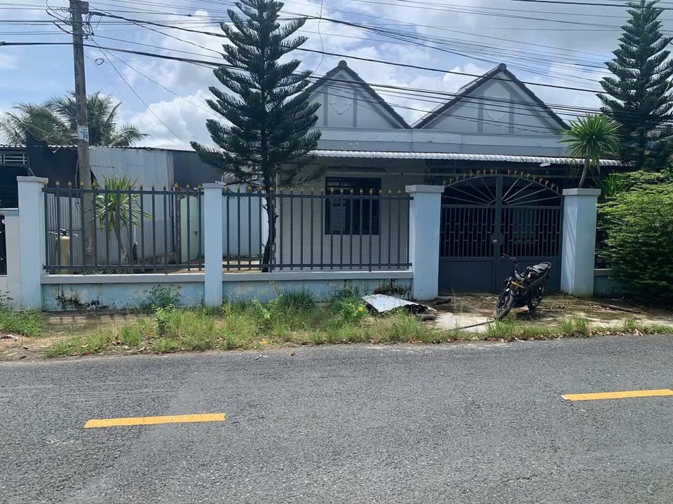 Nhà mặt tiền Định Môn, Thới Lai 560m² giá 1.65 tỷ - Đầu tư sinh lời ngay!