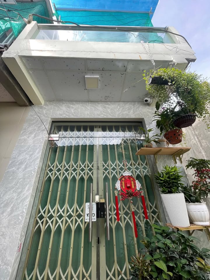 Nhà Trệt Lầu Khu Vực 5, Hưng Phú 16.4m² giá 650 triệu - Gần bờ kè sông Hậu!