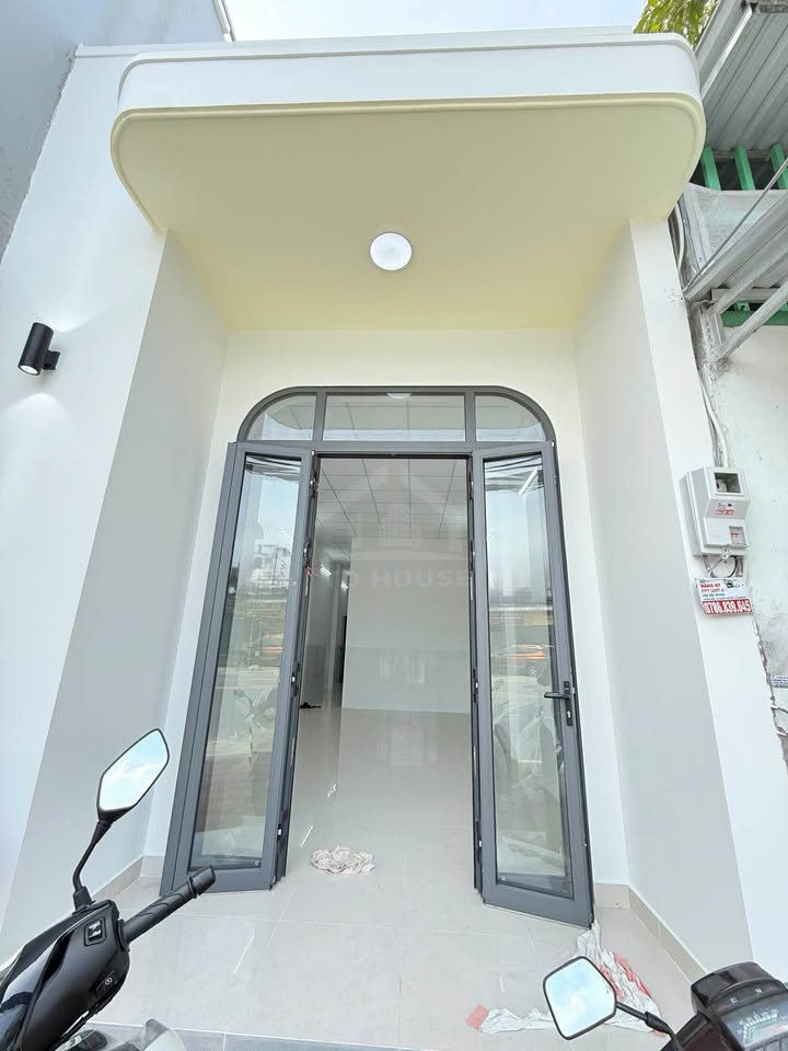 Cho thuê nhà mặt tiền đường Hoàng Quốc Việt, Cần Thơ - 64m² giá chỉ 8 triệu/tháng