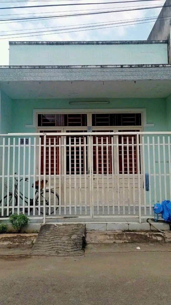 Nhà cấp 4 Thủ Đức 53.5m² giá 3.25 tỷ - Gần chợ, tiện ích đầy đủ!