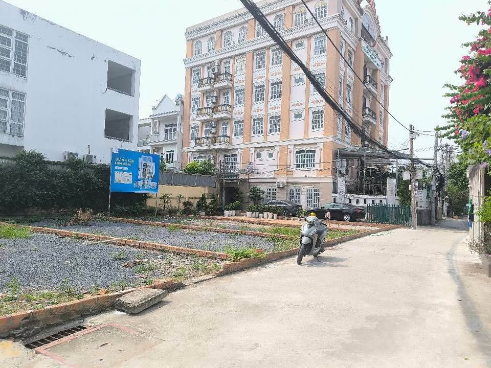 Đất Thủ Đức 73m² giá 6.7 tỷ - Sổ hồng riêng, xây dựng tự do!