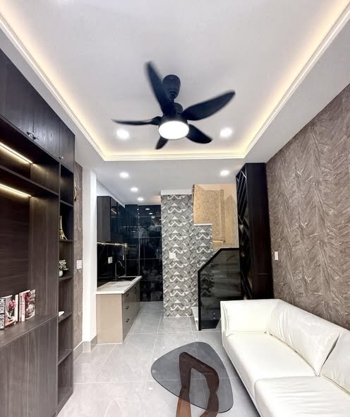 Nhà riêng Gò Vấp 60m² giá 4.25 tỷ - Lô góc gần chợ Phạm Văn Bạch!