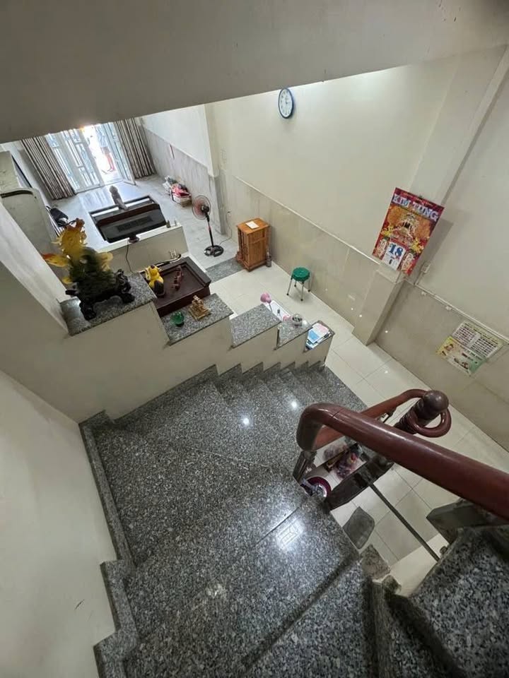 Nhà phố 5 tầng Hẻm xe hơi 103m² Phong Phú, Q8 - Vị trí đắc địa, sẵn sàng ở ngay!