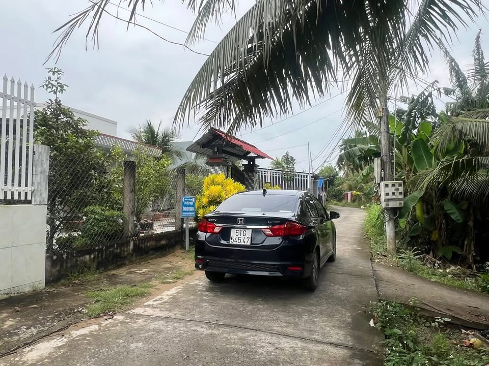 Nhà mặt tiền Hữu Định, Châu Thành 234m² giá 1.7 tỷ - Cơ hội vàng cho gia đình bạn!