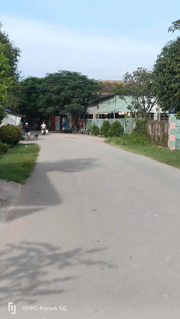 Biệt thự mặt tiền đường Bạch Đằng, Tân Uyên 440m² giá 11 tỷ - Đầu tư sinh lời hấp dẫn!