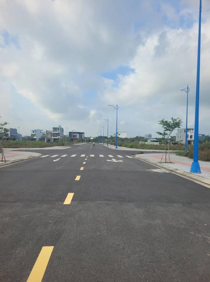 Đất nền Hòa Long Bà Rịa 95m² giá 2.4 tỷ - Pháp lý rõ ràng, đầu tư sinh lời!